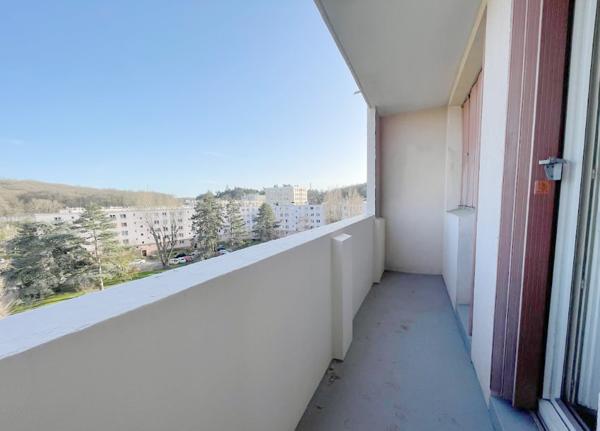 Versailles (78000) VERSAILLES PORCHEFONTAINE - 15min à pied des 2 GARES - APPARTEMENT 66m2 avec BALCON - VUE DEGAGEE - EXPOSITION