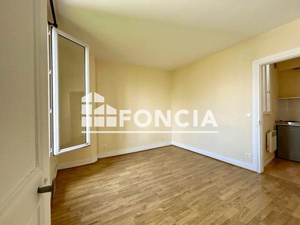 À vendre Appartement 2 pièces 28.42 m² - Paris 75020