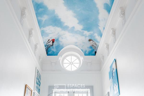 Maison de prestige historique en centre-ville avec jardin, piscine et garage