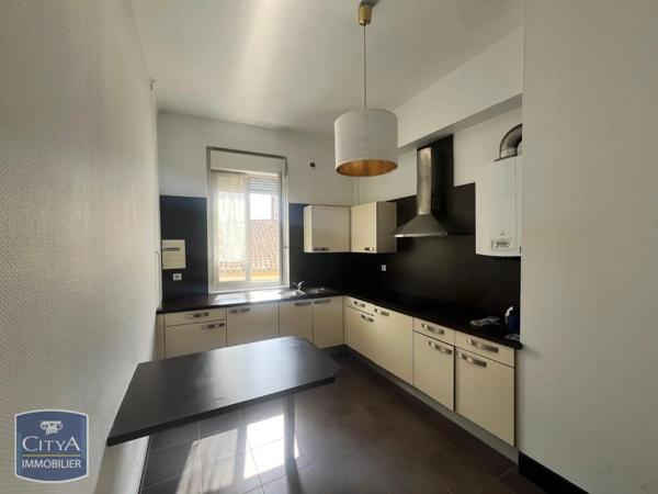 Appartement à louer 3 pièces 65.13m² Agen (47000)