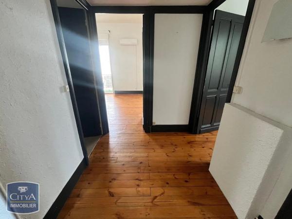 Appartement à louer 3 pièces 65.13m² Agen (47000)