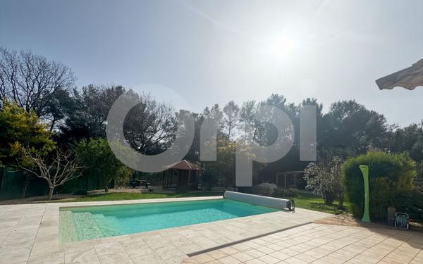 Maison à vendre    9 pièces •  La Crau