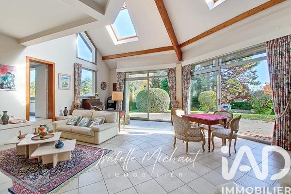 Maison à vendre 8 pièces 250 m² Louveciennes