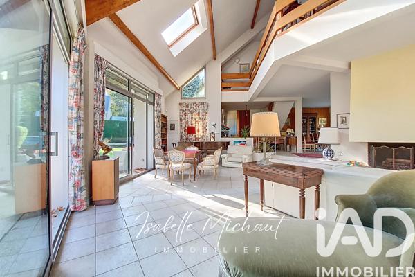 Maison à vendre 8 pièces 250 m² Louveciennes