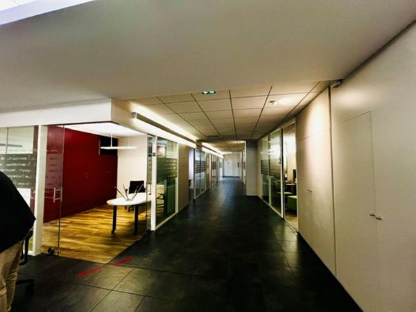À LOUER - LANGON CENTRE-VILLE - LOCAL COMMERCIAL DE 305 m² EN EXCELLENT ÉTAT