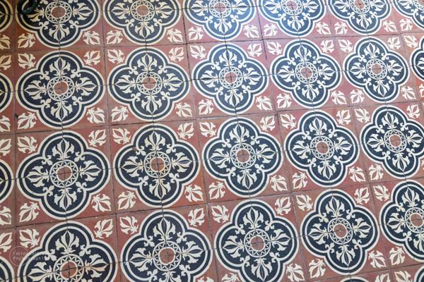 Maison bourgeoise avec jardin et garage - LISIEUX centre