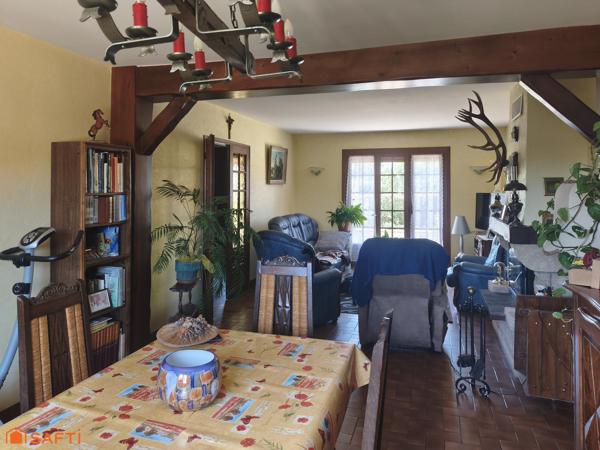Maison 164 m², 6 pièces, 5 chambres