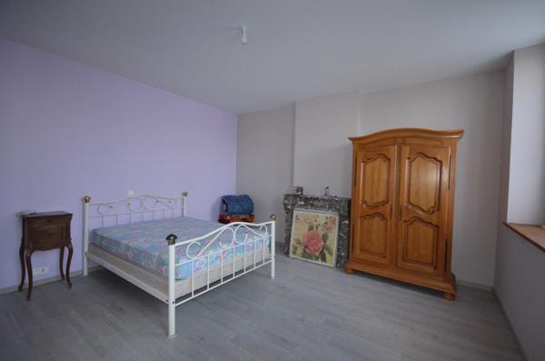 Proche de DORMANS (51) à vendre maison de 5 pièces de 140 m², beau potentiel