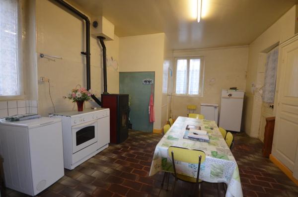 Proche de DORMANS (51) à vendre maison de 5 pièces de 140 m², beau potentiel