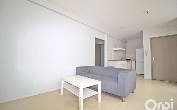 Appartement à louer    3 pièces • 57,70 m2 Castanet-Tolosan