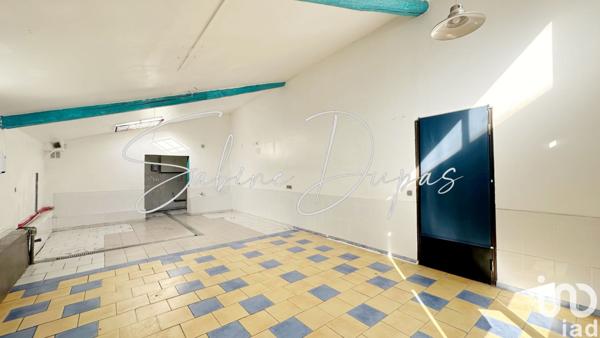 commercial rental 60 m² Robion