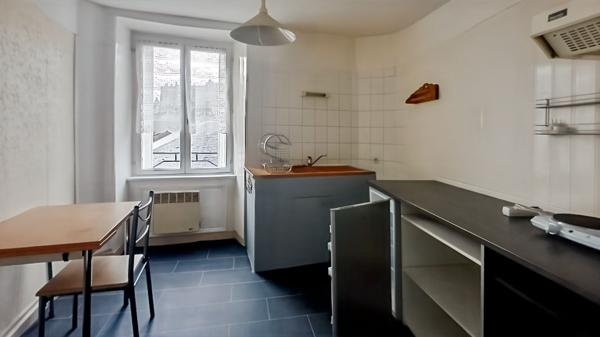 Immeuble La Souterraine 6 pièce(s) 125 m2