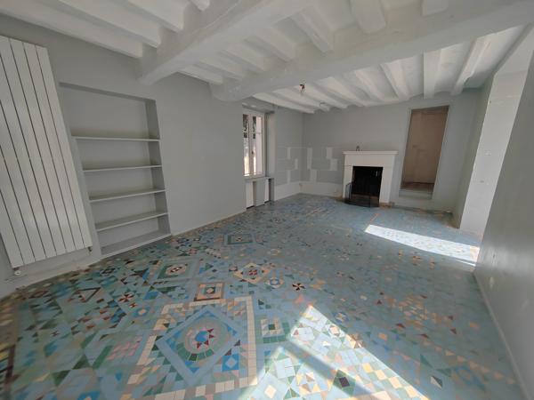 Maison 167m²  8 pièces  5 chambres
