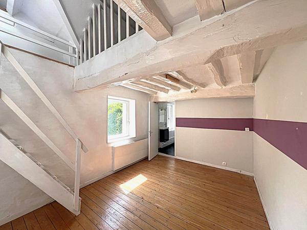 Maison 167m²  8 pièces  5 chambres