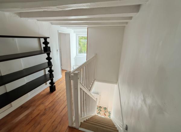 Maison 167m²  8 pièces  5 chambres