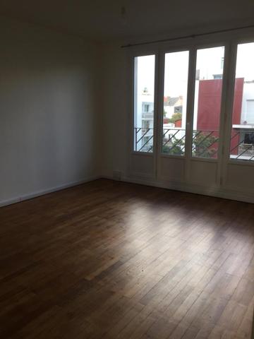 APPARTEMENT T2,  
Nantes 44100