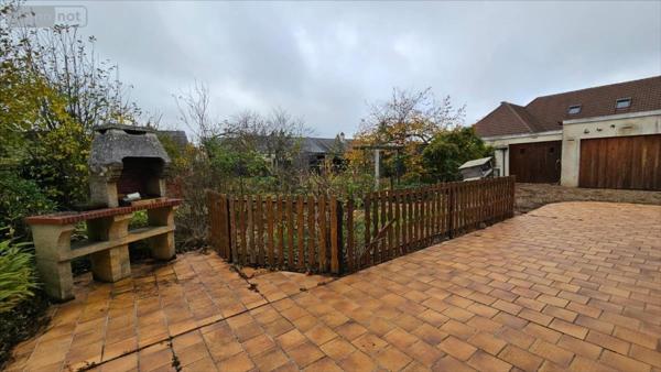 Maison individuelle à vendre à Vendôme dans le Loir-et-Cher (41100), ref : 41050-1084229