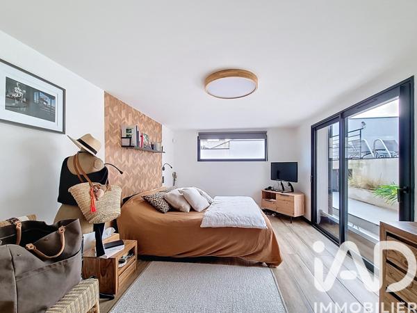 Maison à vendre 6 pièces 180 m² Nîmes