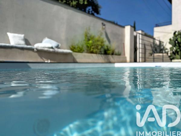 Maison à vendre 6 pièces 180 m² Nîmes