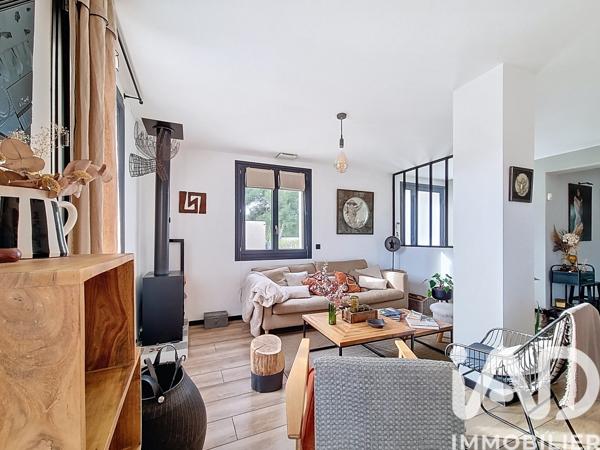 Maison à vendre 6 pièces 180 m² Nîmes