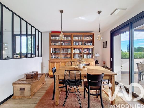 Maison à vendre 6 pièces 180 m² Nîmes