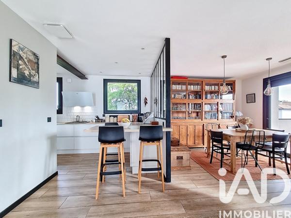 Maison à vendre 6 pièces 180 m² Nîmes