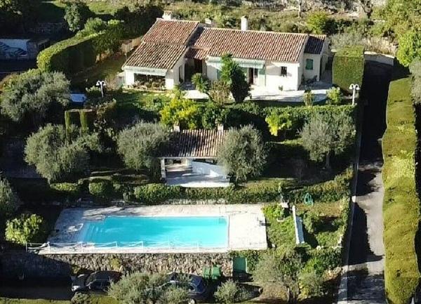 Maison à vendre    5 pièces •  Le Rouret