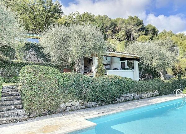 Maison à vendre    5 pièces •  Le Rouret