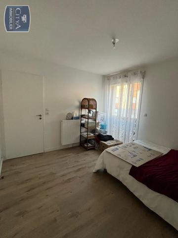 Appartement à louer 2 pièces 42.4m² Vannes (56000)
