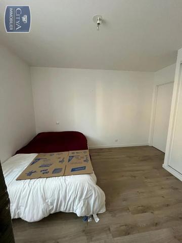 Appartement à louer 2 pièces 42.4m² Vannes (56000)