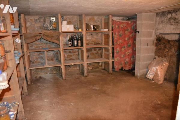 Vente sur la commune de Sablé sur Sarthe une maison d'habitation avec garage et jardin