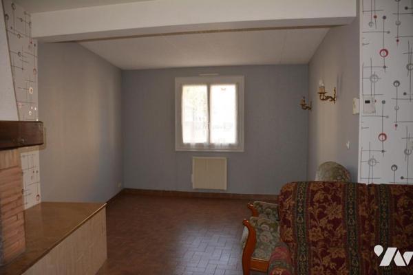 Vente sur la commune de Sablé sur Sarthe une maison d'habitation avec garage et jardin