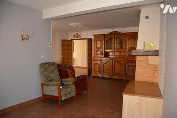 Vente sur la commune de Sablé sur Sarthe une maison d'habitation avec garage et jardin