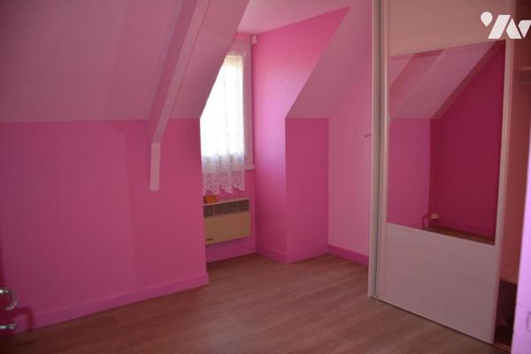 Vente sur la commune de Sablé sur Sarthe une maison d'habitation avec garage et jardin