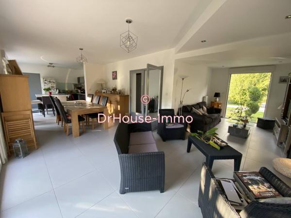 Maison à vendre 10 pièces de 128 m²