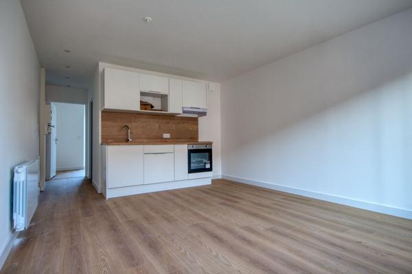 Carmaux (81400) Appartement T2 entièrement refait à neuf – rez-de-chaussée – cour privée