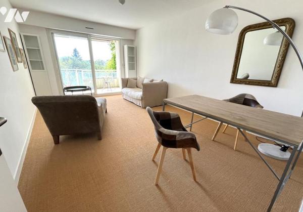 Nantes Avenue Camus côté Sud, beau T2 de 59 m², terrasse, garage, cave