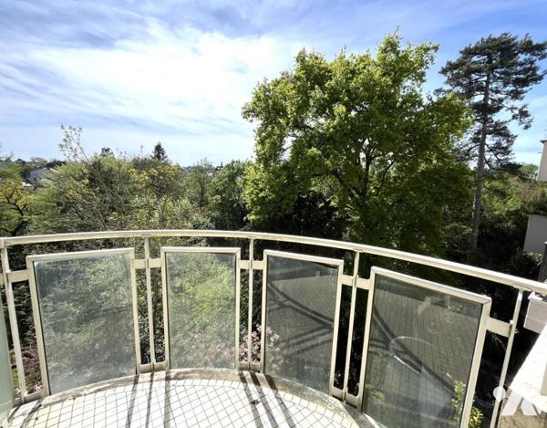 Nantes Avenue Camus côté Sud, beau T2 de 59 m², terrasse, garage, cave