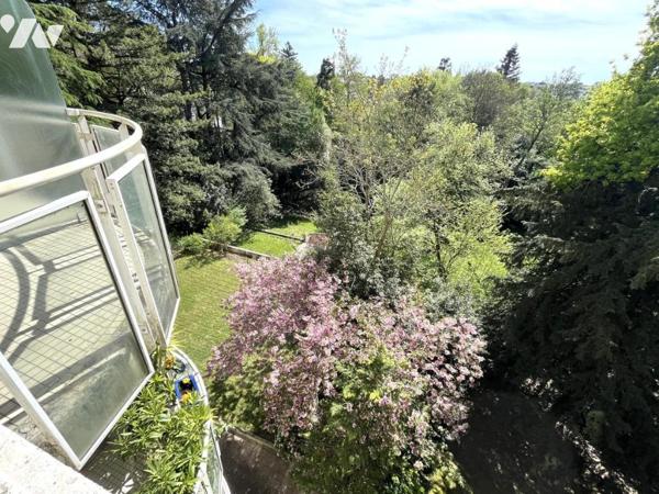 Nantes Avenue Camus côté Sud, beau T2 de 59 m², terrasse, garage, cave