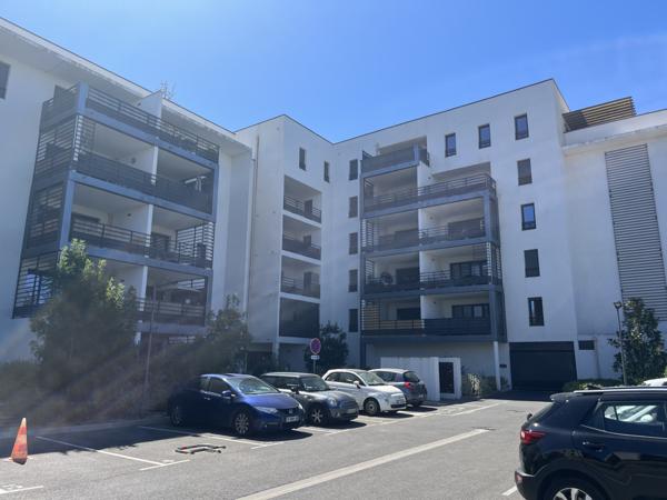Aix-en-Provence (13090) A LOUER - Beau T2 avec Terrasse - Aix pont de l'arc