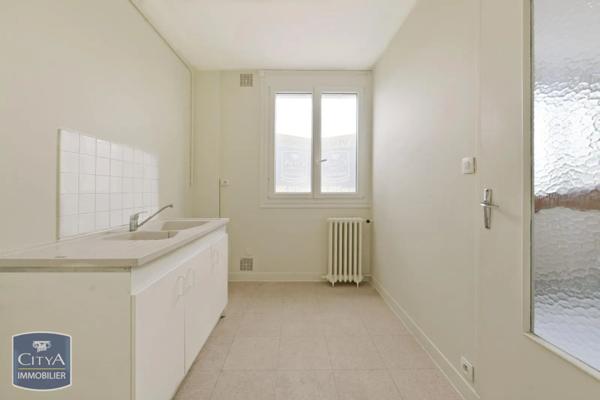 Appartement à louer 2 pièces 42.6m² Le Mans (72100)