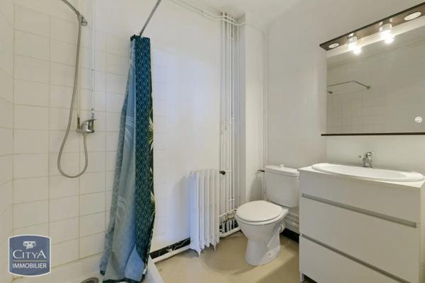 Appartement à louer 2 pièces 42.6m² Le Mans (72100)