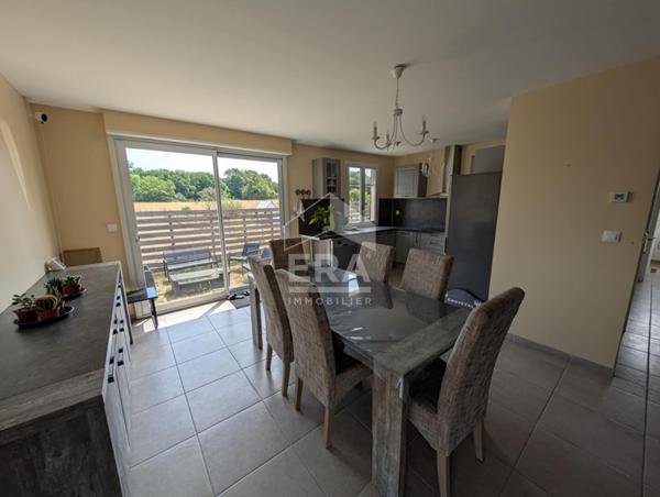 Maison à vendre de plain pied à 5 minutes de Saint Seurin sur l'Isle 5 pièces 80 m2