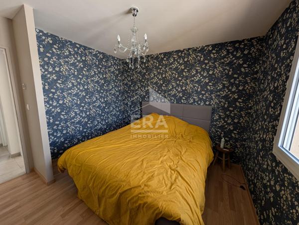 Maison à vendre de plain pied à 5 minutes de Saint Seurin sur l'Isle 5 pièces 80 m2