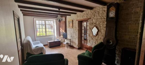 PRIN DEYRANCON, maison ancienne 4 chambres 157,27 m²