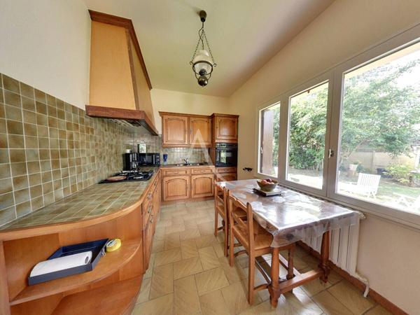 Maison Roissy En Brie 5 pièce(s) 112 m2