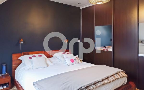 Maison à vendre    5 pièces • 136 m2 Le Plessis-Belleville