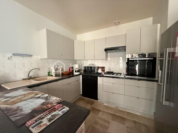 Immeuble mixte de 660 m²