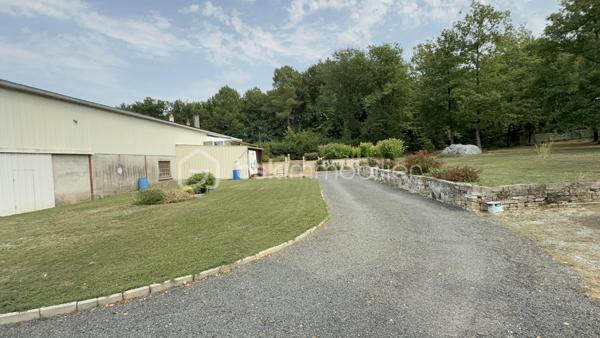 Immeuble mixte de 660 m²