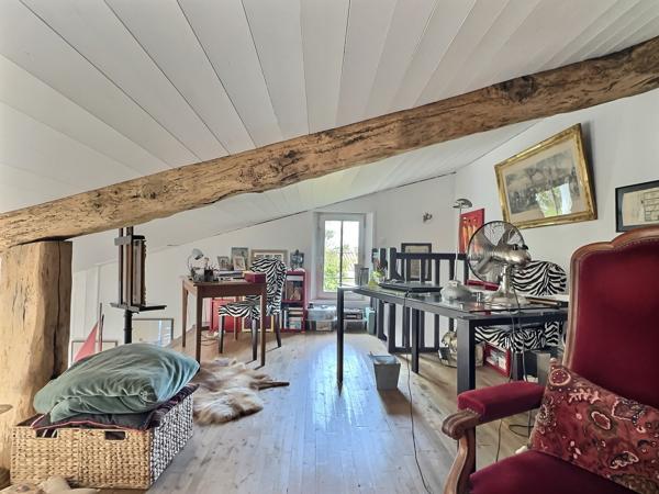 Belle maison familiale avec piscine